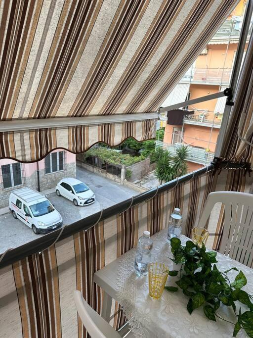 Апартаменты Casa Eleonora: A 5 Min Dal Mare + Free Parking Вентимилья Экстерьер фото